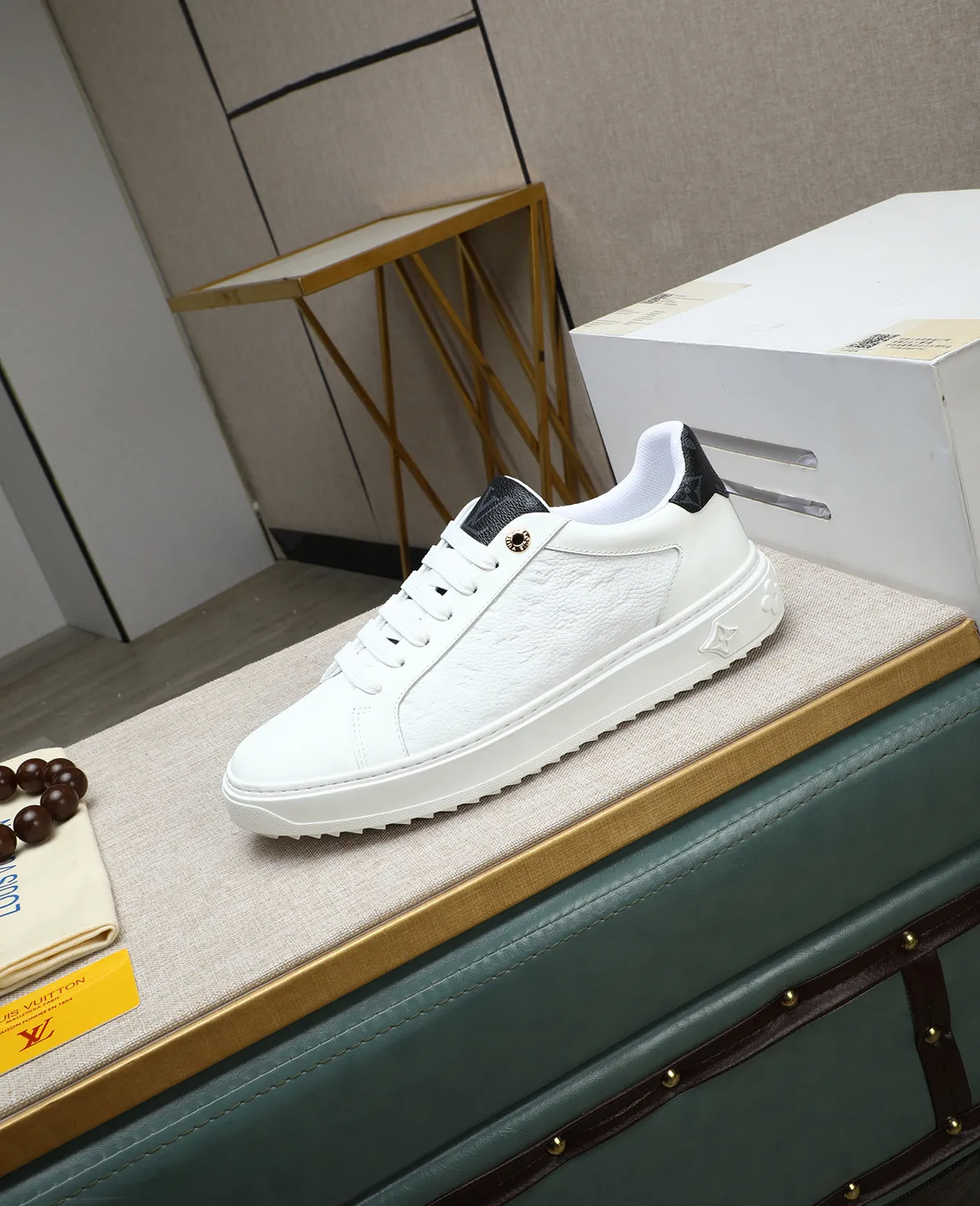 Men's men's shoes 💰540 📛📛(Niuli) high-end [LOUIS VUITTON] Louis Vuitton official website synchronized new products 👟Milan fashion catwalk style 🇰🇾🇰🇾LV family logo, celebrity style, a must-have for fashionistas ⚠️Top-layer calfskin ➕Cow leather lining ➕Mesh lining Official website original special outsole👞Number 38-44